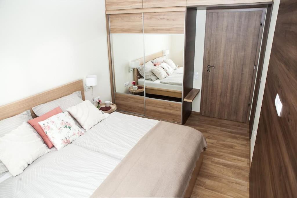 Liszt Apartman Győr Eksteriør billede