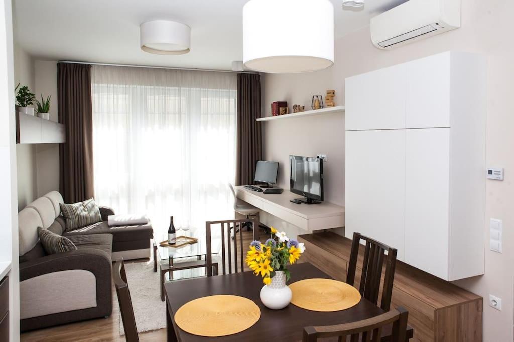 Liszt Apartman Győr Eksteriør billede
